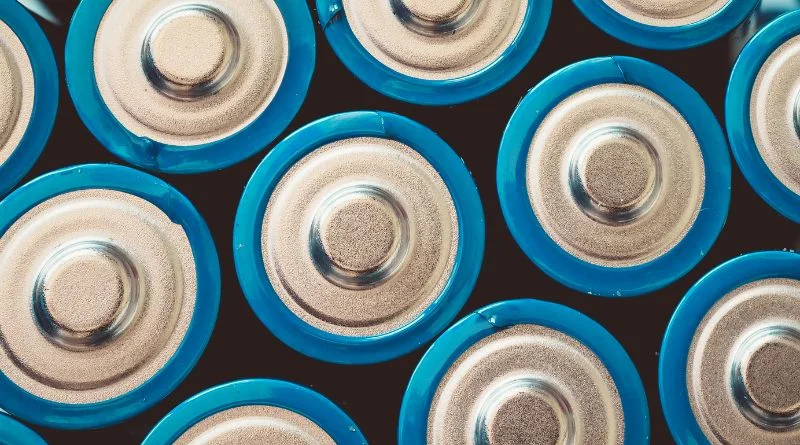 The Future of Energy: Anode-Free Sodium Solid-State Batteries 1 The Future of Energy Anode-Free Sodium Solid-State Batteries